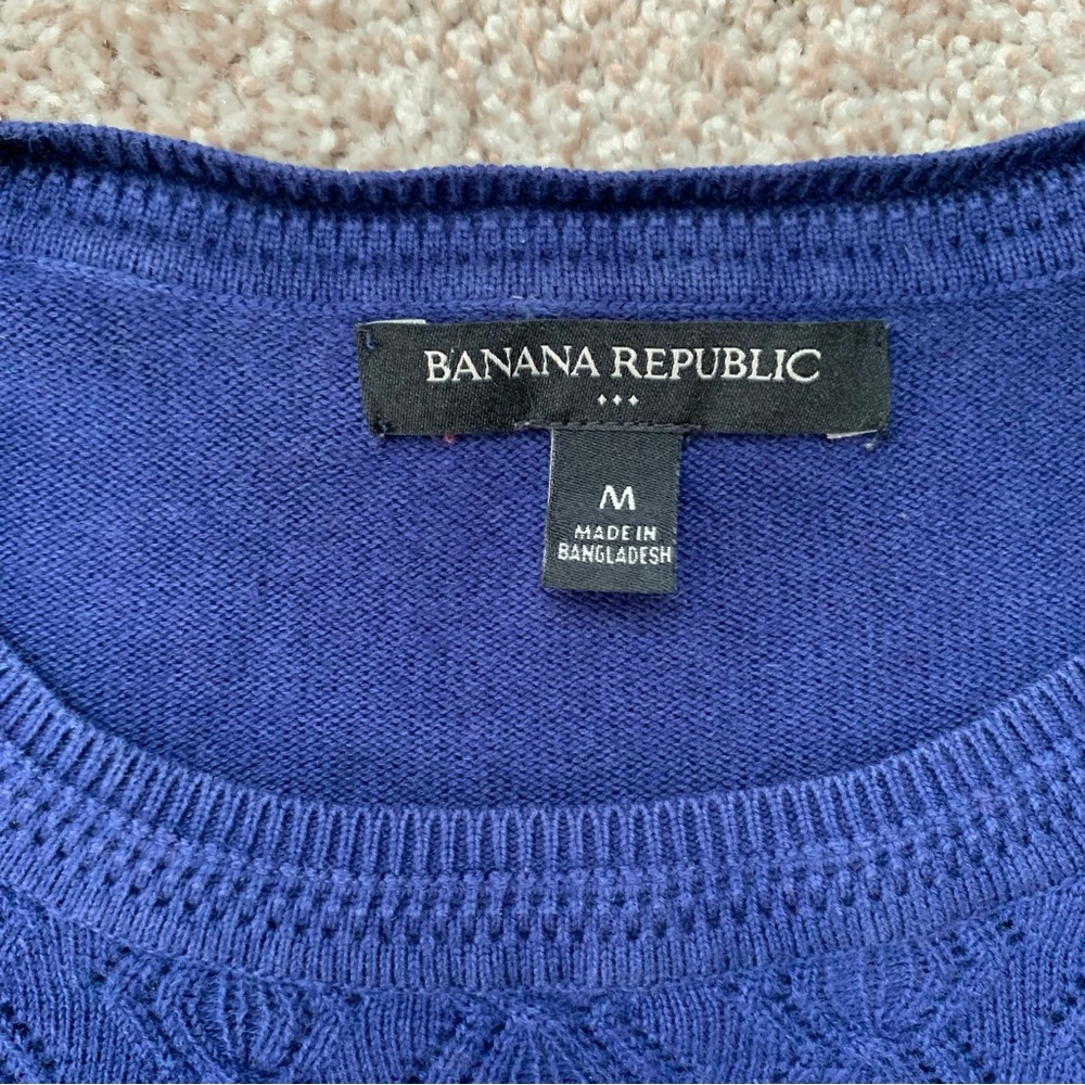 Banana Republic Women’s Thin Sweater Pullover Crochet Detail Royal Blue Medium - Picture 4 of 5